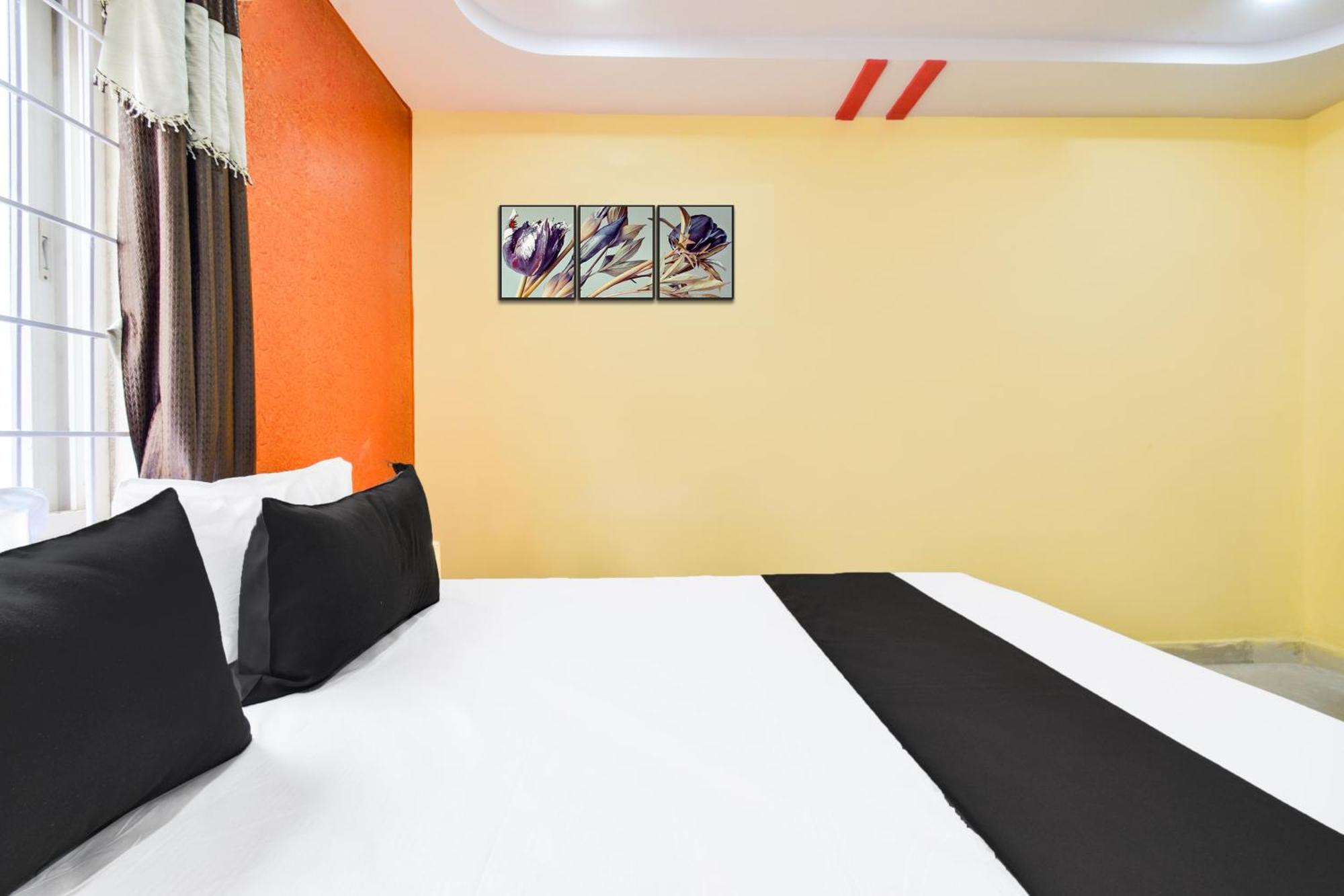 Hotel O Lucky Grand Хидерабад Екстериор снимка