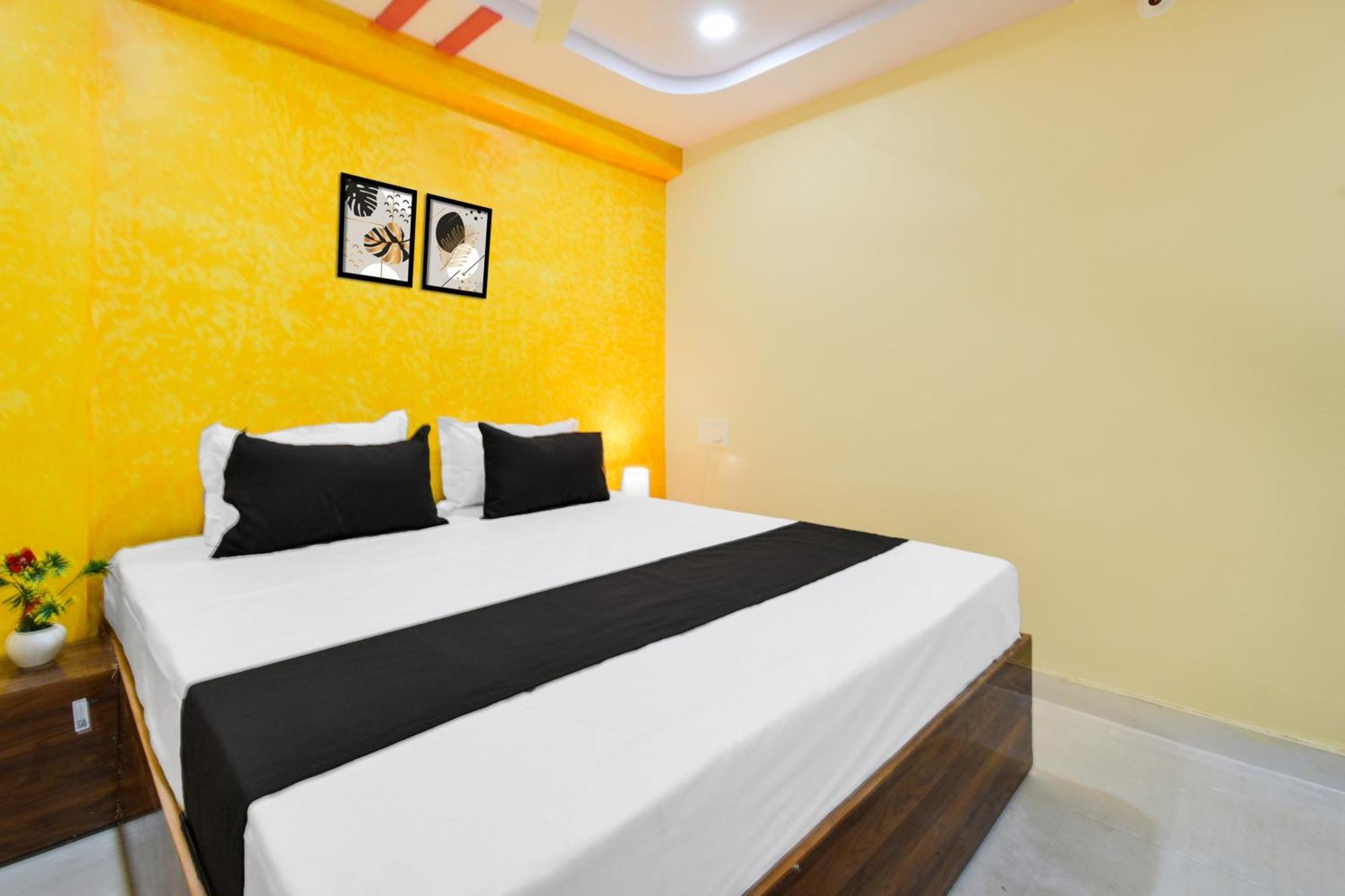 Hotel O Lucky Grand Хидерабад Екстериор снимка