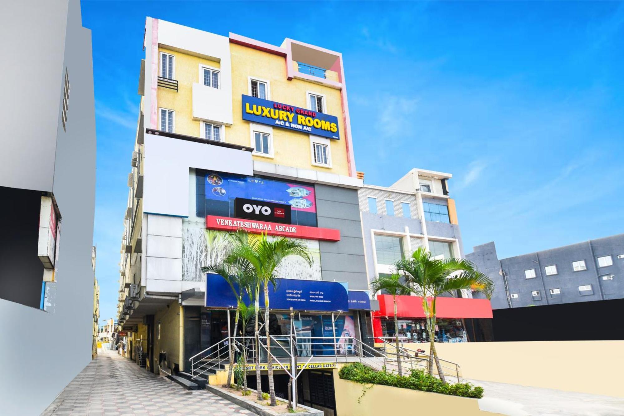 Hotel O Lucky Grand Хидерабад Екстериор снимка